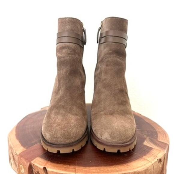 Tory Burch Leigh Suede Lug Sole Boots in River Rock, Size 8.5 NWOT - Picture 11 of 11